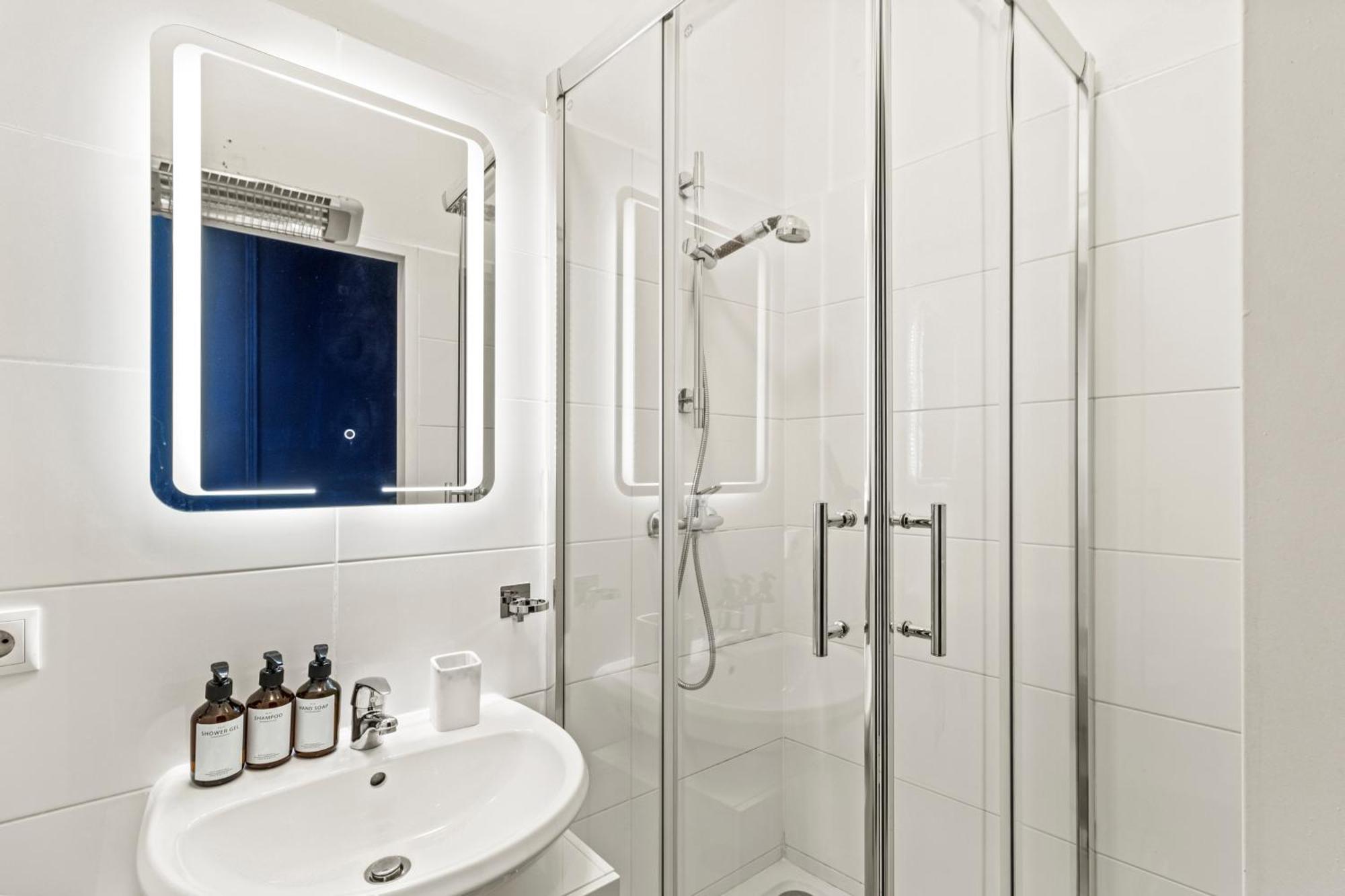 City Apartment - 2 Min To U1 Reumannplatz Viena Exterior foto